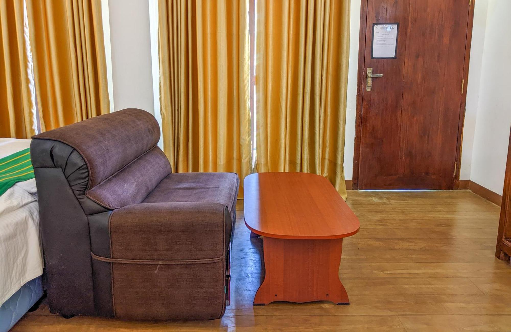Yala Golden Wild Bed & Breakfast Тисамахарама Екстериор снимка